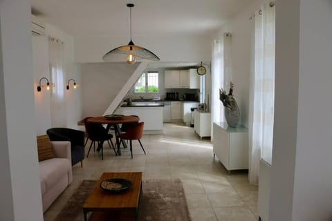 Maison idéale à 3min de la plage Villa in Mandelieu-La Napoule