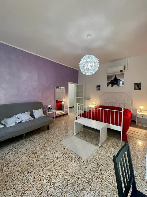 'La Casina Di Clara' - Livorno free parking!' Apartment in Livorno