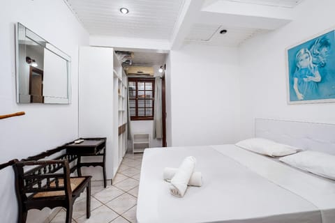 Ótima casa c/ piscina e 4 quartos em Jurere RDA030 House in Florianopolis