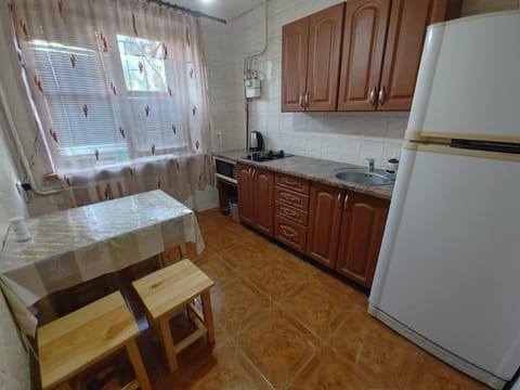 3 кімнатна квартира на вул. Калинова. Apartment in Dnipro