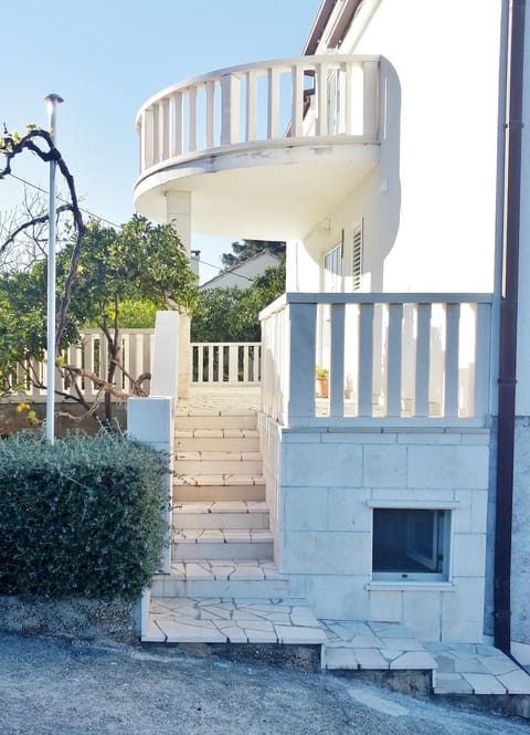 Apartments Ćenan Condo in Korčula