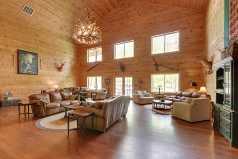 Fraziers Bottom Cabin on 800 Acres of Land with Lake House in Ohio