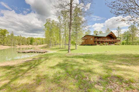 Fraziers Bottom Cabin on 800 Acres of Land with Lake House in Ohio