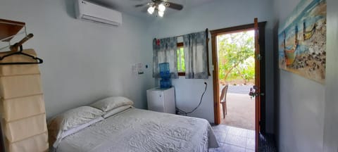 Guava Grove Resort & Villas Hotel in Bay Islands Department