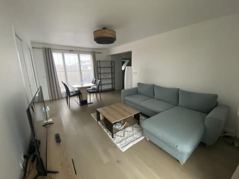 Appartement décoré avec goût, vue mer, parking privé, terrasse - FR-1-730-31 Apartment in Fort-Mahon-Plage