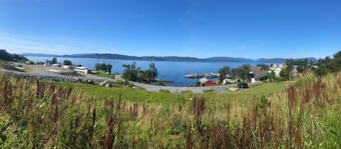 Property building, Neighbourhood, Natural landscape, Bird's eye view, Sea view