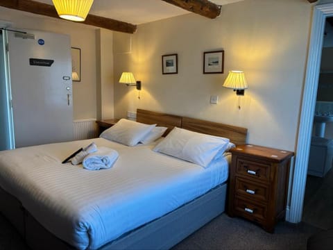 Trehellas House Hotel & Courthouse restaurant Country House in England