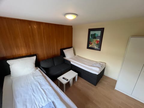 Zweckmäßige Monteurwohnung nahe Innenstadt Apartment in Neumünster