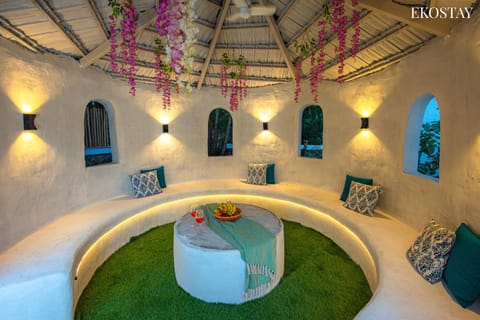Ekostay Luxe - CASA SIA - Ideal for Weddings - Poker Table Villa in Lonavla