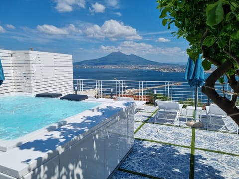 Solarium, Sea view