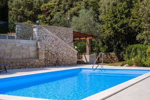 Villa VALERIE with pool and sea view Villa in Nerezine