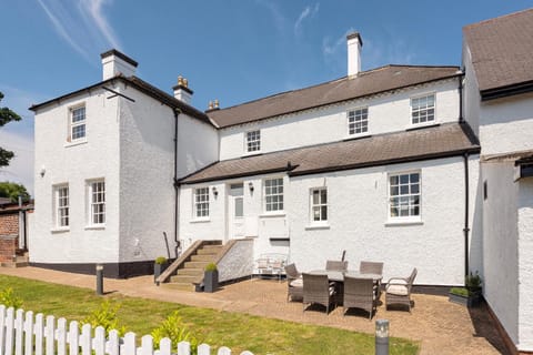 South Wing of Edwinstowe Hall House in Bassetlaw District