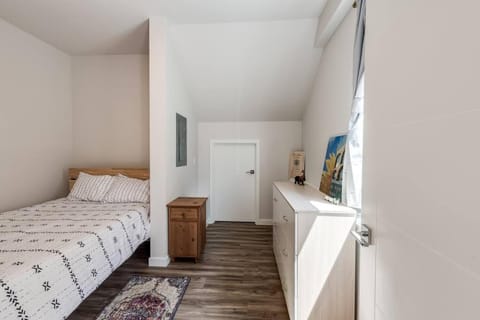 Walkable Apt Next to Restaurants, Bars, and Shops! Haus in Portland
