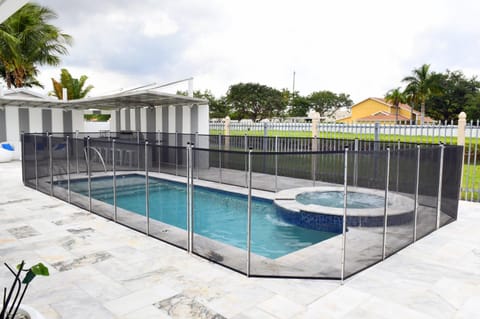 Day, Pool view, Swimming pool