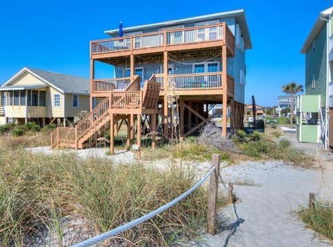 The Bessie-B House in Oak Island