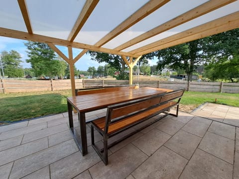 Garden, Balcony/Terrace, Lake view