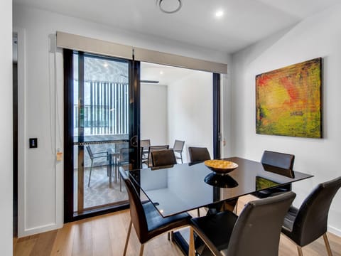 J24B - Bulimba Home from Home Copropriété in Bulimba