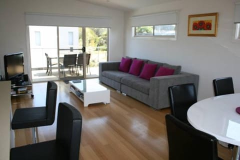 Unit 2 at 49 Barramundi Avenue Smiths Beach House in Smiths Beach