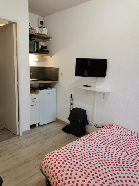 Studio meublé équipé calme et bien situé Wohnung in Joué-lès-Tours