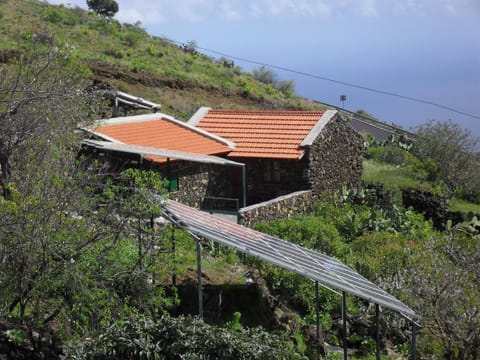 Facade/entrance, Bird's eye view, Area and facilities