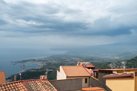 Castelmola Casa Chiocciola with Terraces Apartment in Castelmola