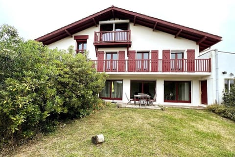 Maison basque - Vue Océan - 10 pers - Plage Villa in Bidart