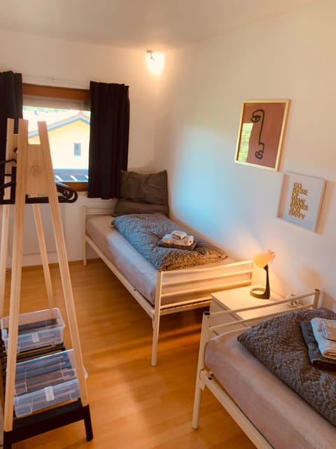 FELIX LIVING 6, modern & cozy 3 Zimmer Wohnung, Balkon, Parkplatz Condominio in Passau