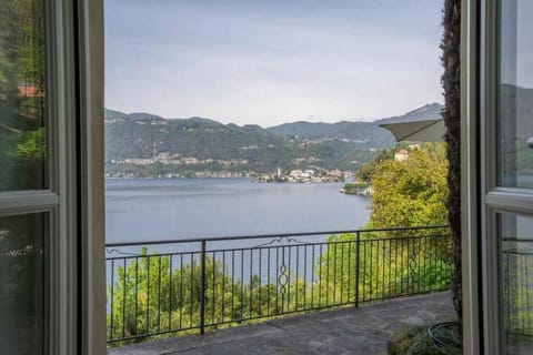 Villa Vescovo Appartamento con accesso al lago Apartment in Orta San Giulio