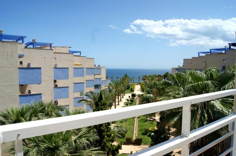 View (from property/room), Balcony/Terrace