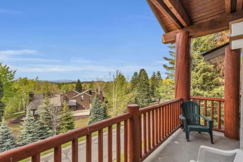 Ski In Ski Out 3BR Steps from Ski Resort House in Park City