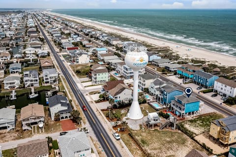 Escape to Ocean Isle House in Ocean Isle Beach