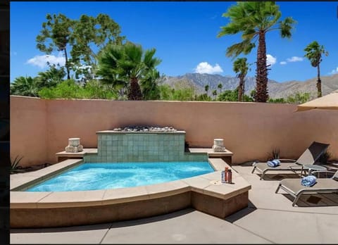 Hot Tub, Swimming pool