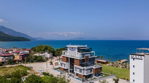 Property building, Natural landscape, Bird's eye view, Mountain view, Sea view