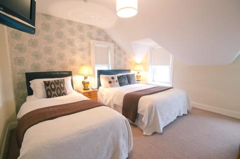 Ennislare House Guest Accommodation Bed and Breakfast in Northern Ireland