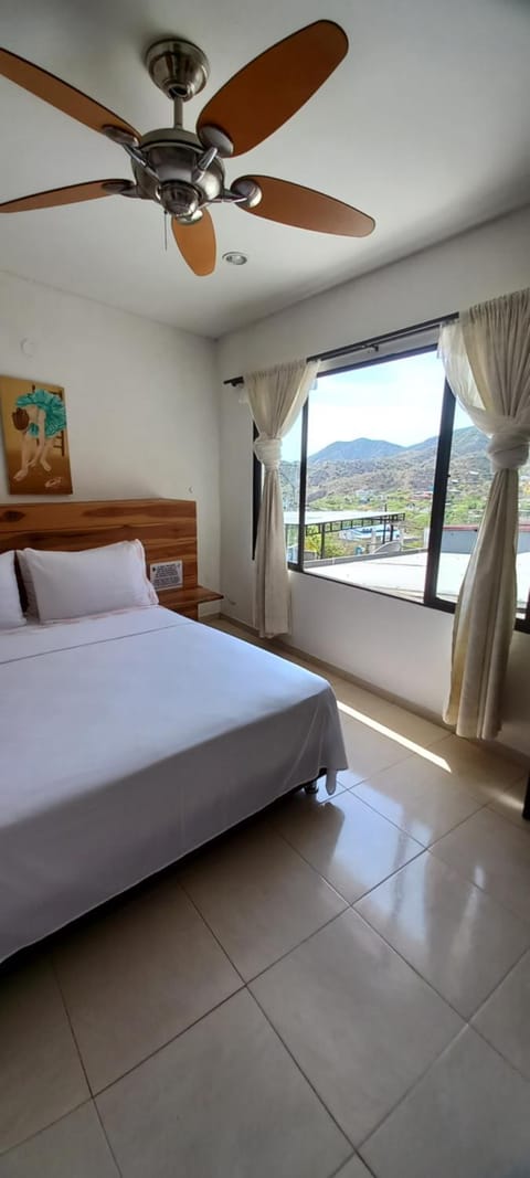 Casa Italia Guest House Bed and Breakfast in Taganga