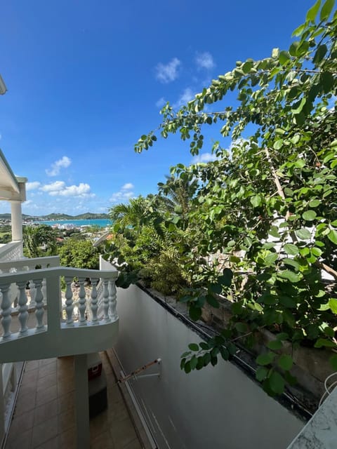 Grand Case Palace Bed and Breakfast in Saint Martin