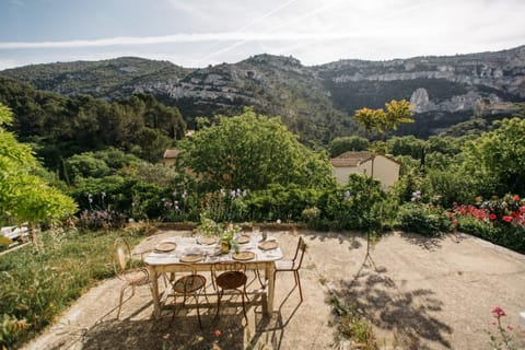 Hidden gem with panoramic views Haus in Fontaine-de-Vaucluse