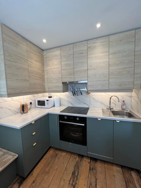 Kitchen or kitchenette, dishwasher, minibar, pet friendly, stove