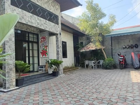 24StaycationHome Vacation rental in Special Region of Yogyakarta