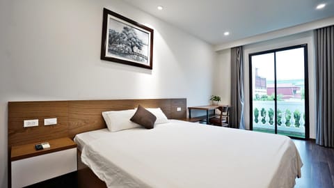 CL•Charming Studio Apt•BALCONY/Laundry•Pullman Condo in Hanoi