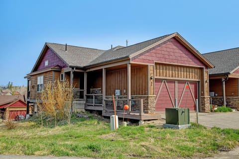 Property building, Spring, Day