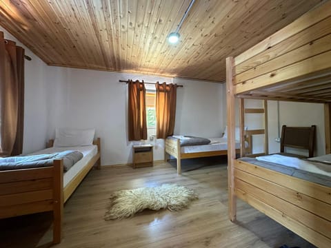 Guesthouse Kroni I Micanit Bed and Breakfast in Montenegro