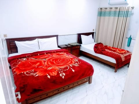 Zaib guest house for families in E-11 Islamabad Bed and Breakfast in Islamabad