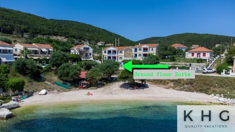 Seaside ground floor elegant Suite in Fiskardo! 20 steps from Zavalata beach! Eigentumswohnung in Fiskardo