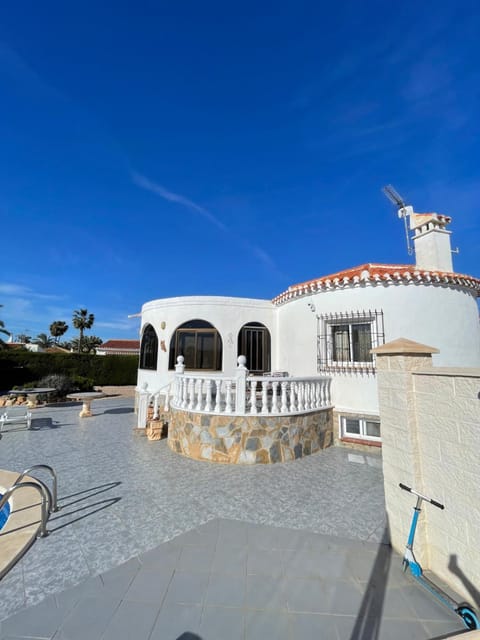 Diamante Villa in Torrevieja