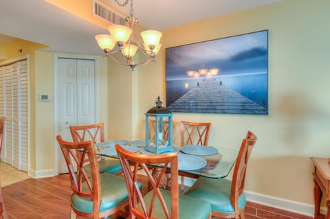 Horizon at 77th Avenue North by Palmetto Vacations Apartahotel in Myrtle Beach