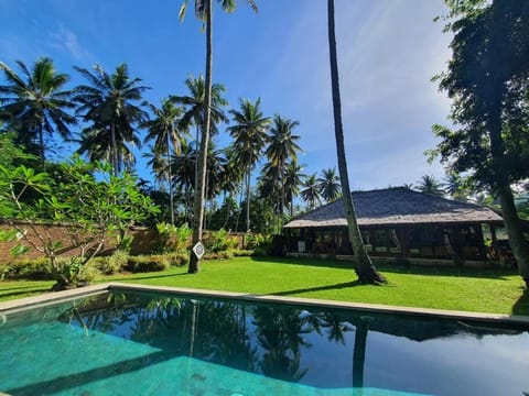 Coco Heaven Lombok - Private Villa near Bangsal Villa in Pemenang