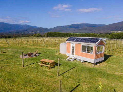 Warburton Tiny House - Tiny Stays House in Yarra Junction