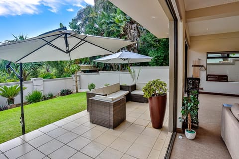 Garden, Balcony/Terrace, Seating area, Garden view