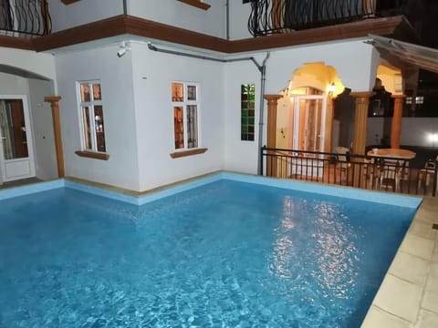 Charismatic 6-beds villa with private pool near beach House in Flic en Flac